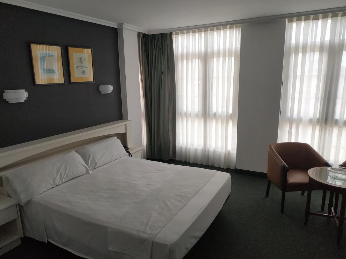 Hotel La Campana Llanera  Buitenkant foto